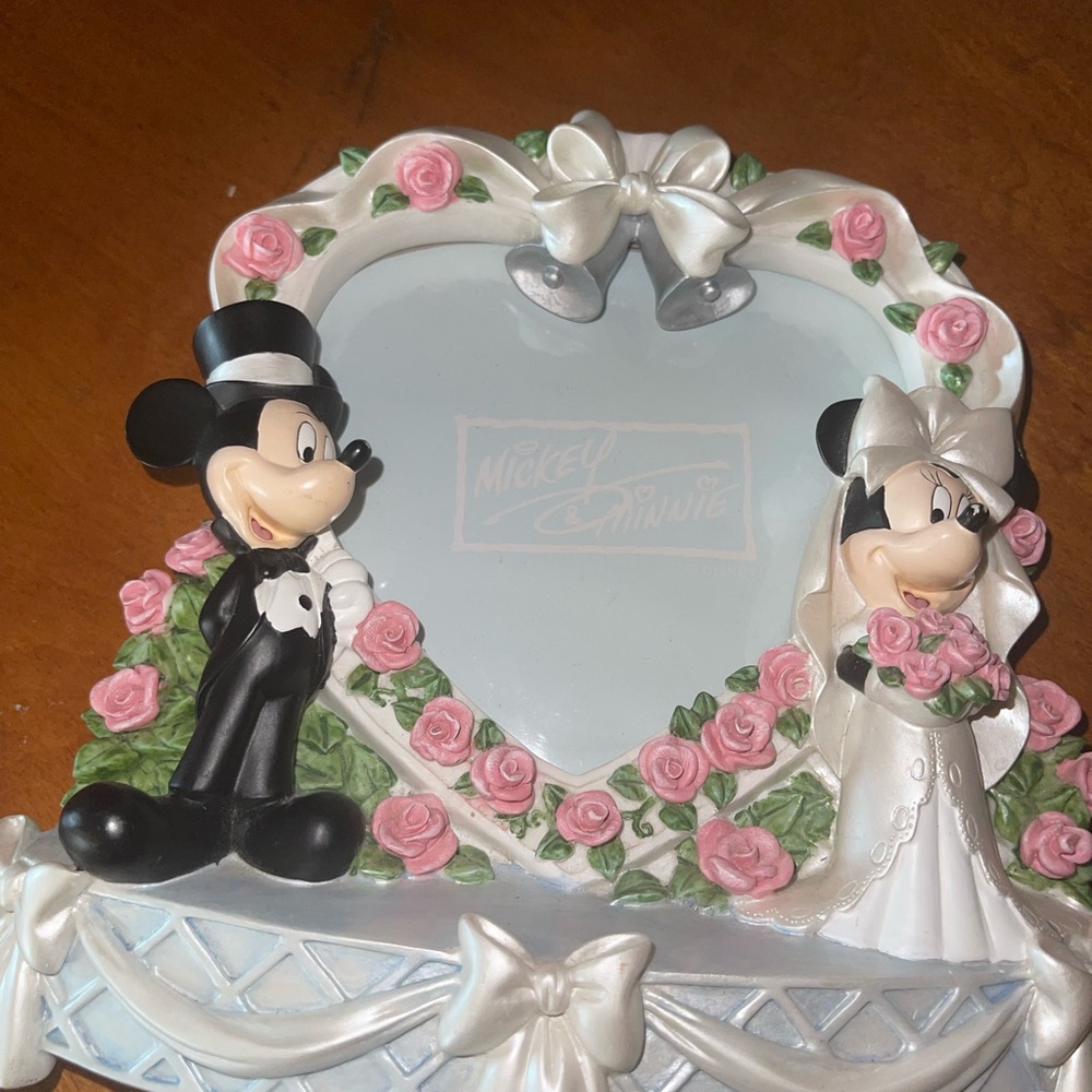 Disney - Picture 6 of 6